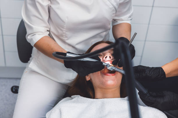 Best Emergency Tooth Extraction in Saugatuck, CT